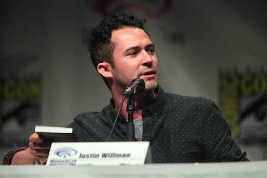 Justin Willman live performance